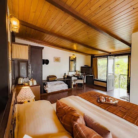 Ilbert Manor Hotel Mussoorie Ngoại thất bức ảnh