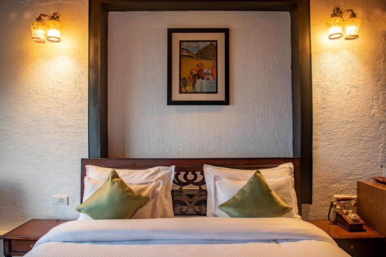 Ilbert Manor Hotel Mussoorie Ngoại thất bức ảnh