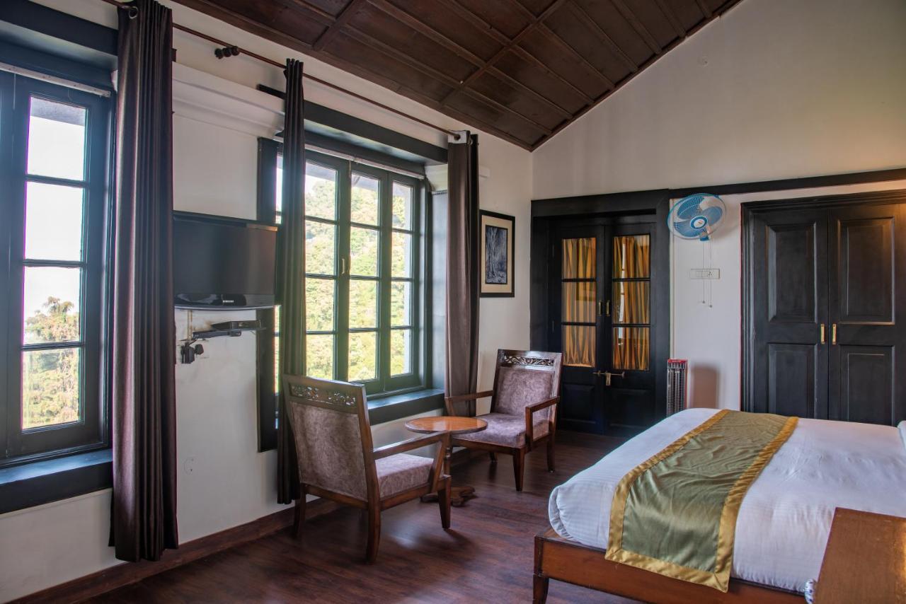 Ilbert Manor Hotel Mussoorie Ngoại thất bức ảnh
