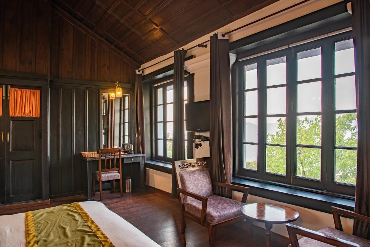 Ilbert Manor Hotel Mussoorie Ngoại thất bức ảnh