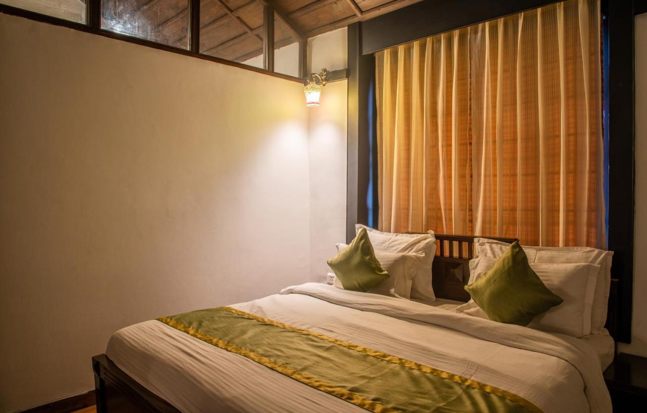 Ilbert Manor Hotel Mussoorie Ngoại thất bức ảnh