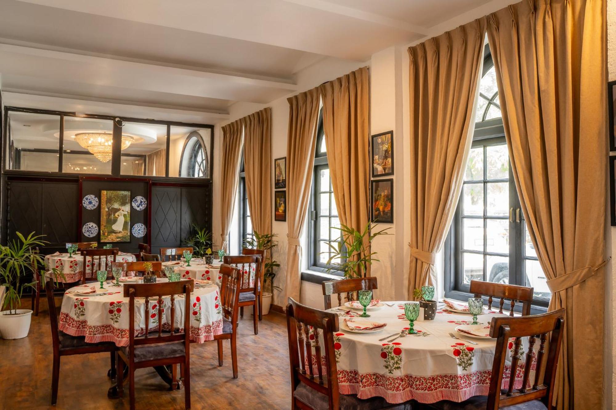 Ilbert Manor Hotel Mussoorie Ngoại thất bức ảnh